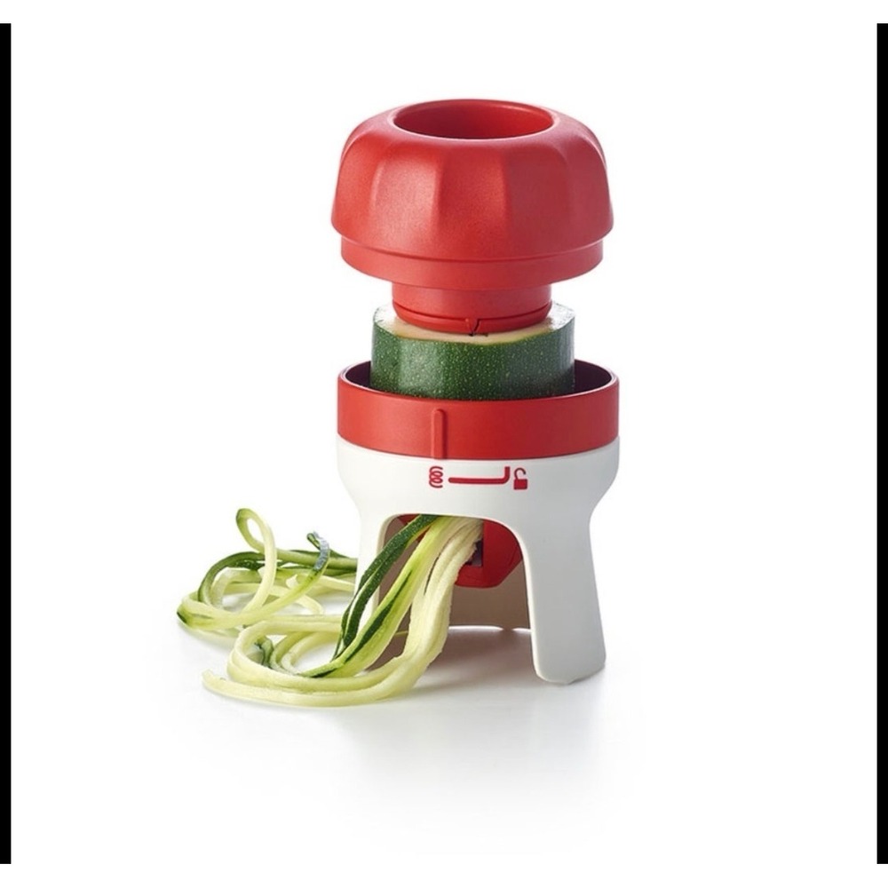 Tupperware Mini Spiral Slicer Red White Handheld Vegetable Spiralizer Zoodler